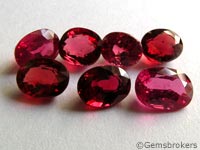 Oval cut spinels